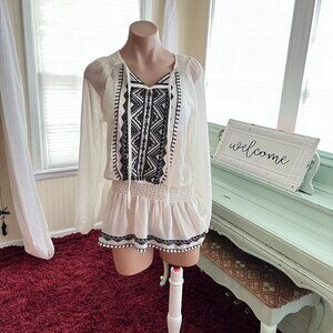 Young Threads Bohemian Embroidered peplum Blouse Top sz S